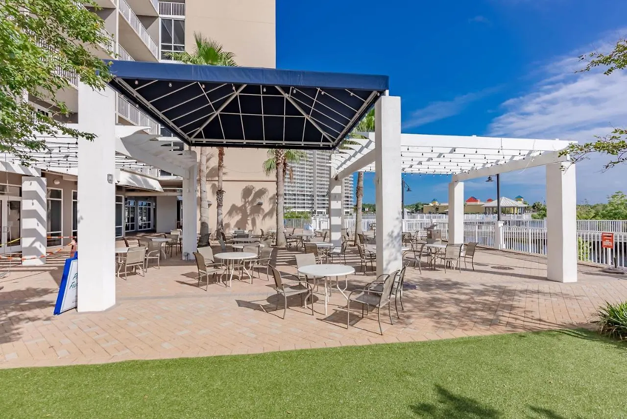 Lägenhet Luxurious 4 Bedroom Condo! Gulf Views! Sleeps 10 & Easy Beach Access! By Dolce Vita Getaways Pcb Panama City Beach