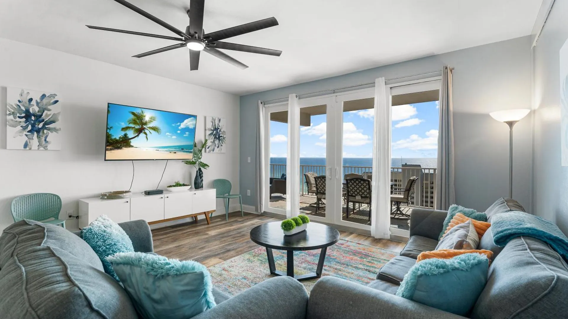 Luxurious 4 Bedroom Condo! Gulf Views! Sleeps 10 & Easy Beach Access! By Dolce Vita Getaways Pcb Panama City Beach