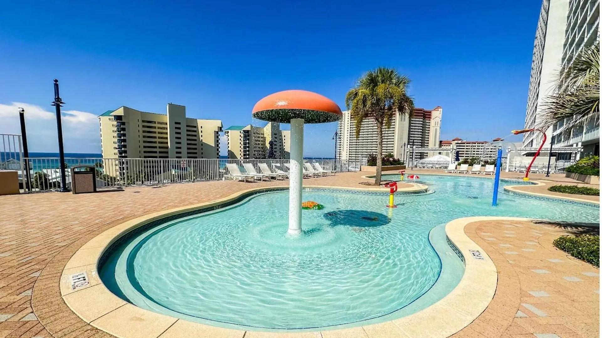 Luxurious 4 Bedroom Condo! Gulf Views! Sleeps 10 & Easy Beach Access! By Dolce Vita Getaways Pcb Panama City Beach 0*,  USA